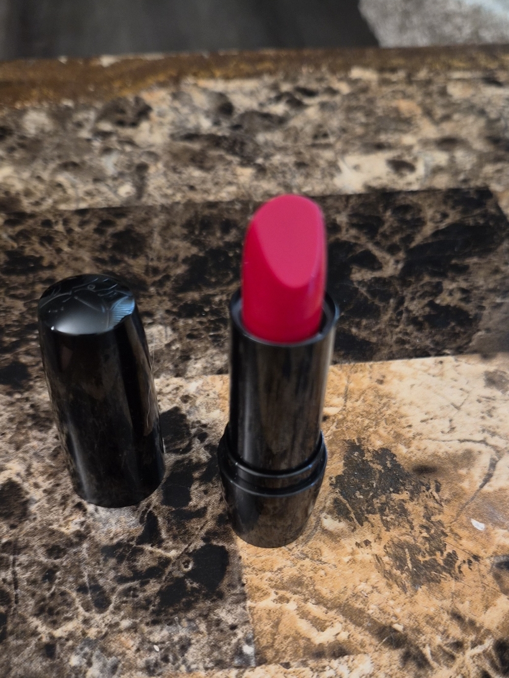 Lancome Red Cream Lipstick — Hydrating Everyday Color NEW NO BOX